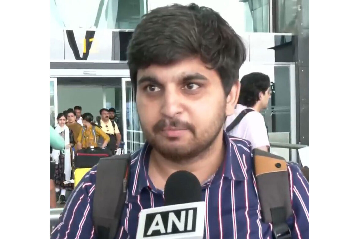 15 minutes to departure: Noida residents celebrate launch of first commercial flight from Jewar Airport