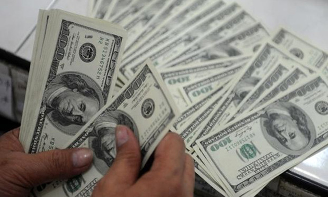 Dollar struggles, Asia markets buoyed as US rate prospects recede Dollar struggles, Asia markets buoyed as US rate prospects recede