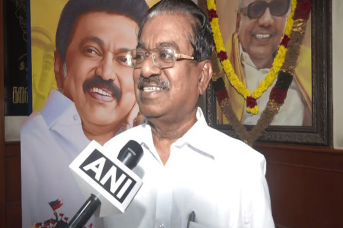 "An RSS man; should view this politically, not as per language": DMK on Radhakrishnan VP nomination