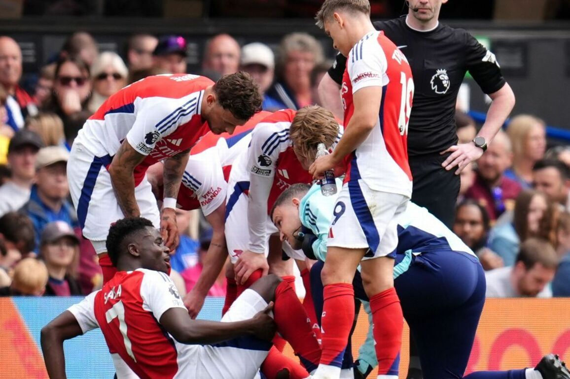 Bukayo Saka- Arsenal boss Mikel Arteta plays down injury fears - ESPN