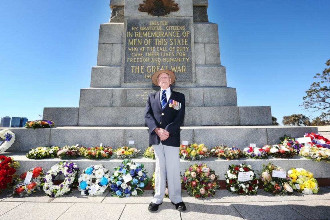 Australian WWII veterans- Age is finally wearying Diggers of The Greatest Generation