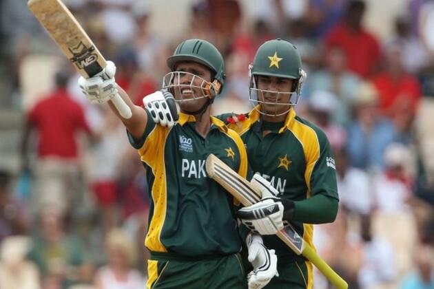 "Don't deserve to be there": Kamran gives reality check amid controversy over Pakistan's omission in CT prize ceremony