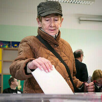 Poland heads to runoff in tight presidential race