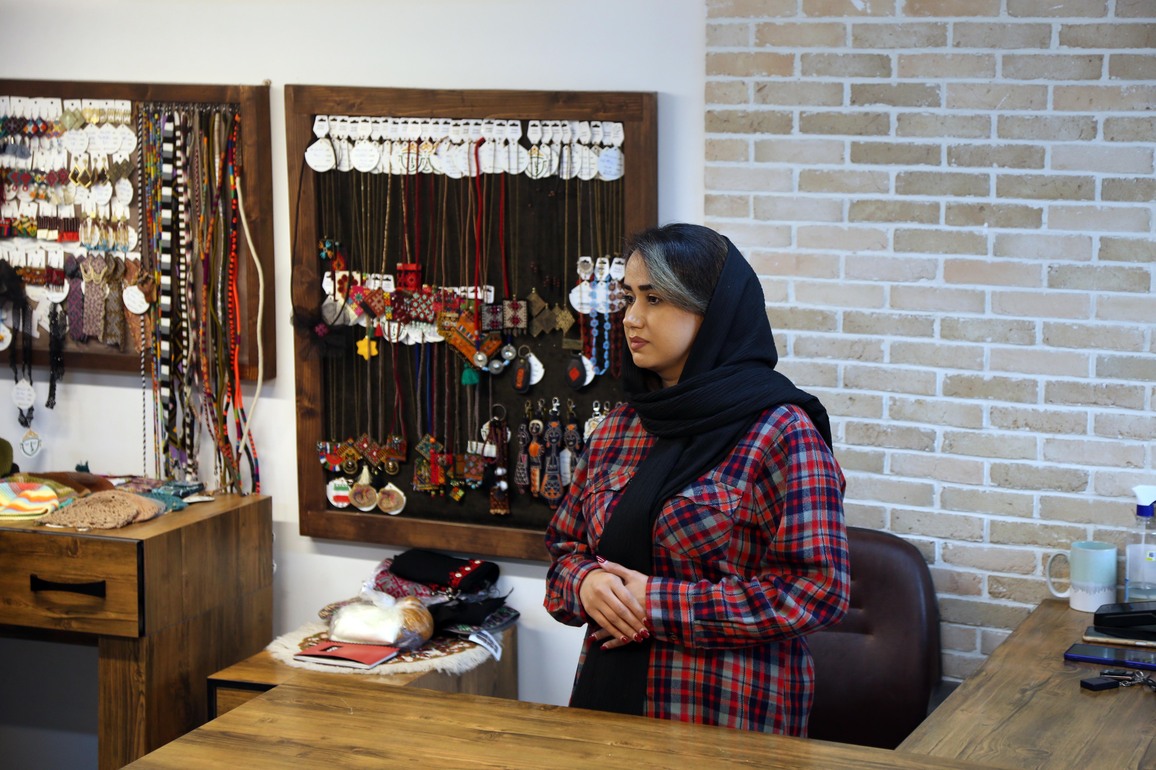 IRAN-ZAHEDAN-HANDICRAFTS