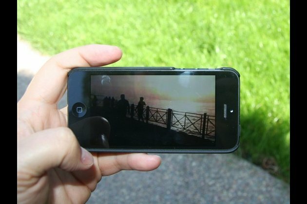 Your network carrier may be slowing down online videos: Study