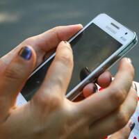 Samsung ends Messages app, pushes users to Google platform