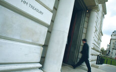 Global bond markets sell-off highlights worldwide fiscal concerns 