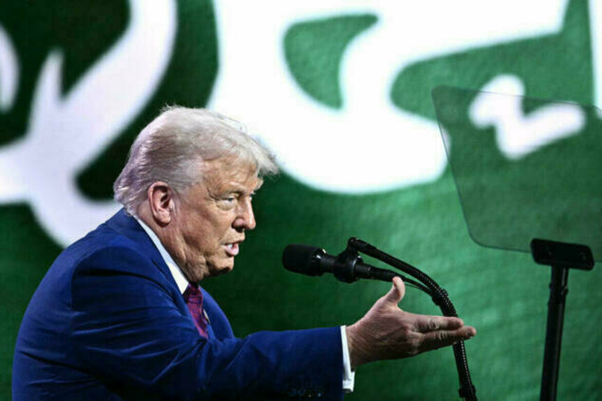 Trump meets Syrian leader al-Sharaa ahead of Qatar visit