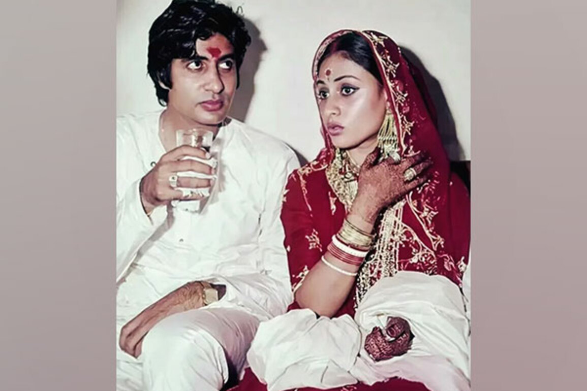 Big B, Jaya Bachchan celebrate 52 years of marriage, share wedding throwbacks