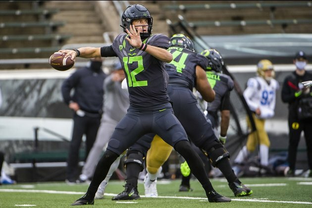Chasing Pac-12 title, No. 23 Oregon visits winless Cal