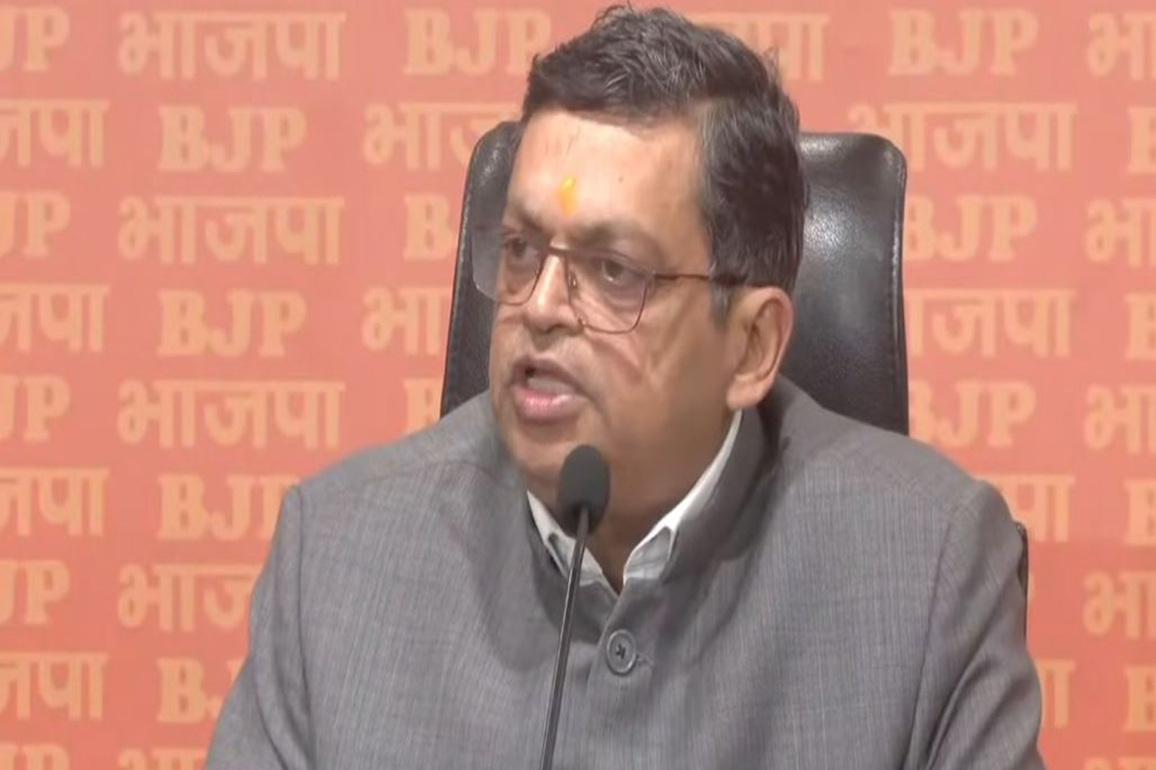 "Supported illegal activities and criminal elements...": BJP's Gopal Krishna Agarwal slams Mamata Banerjee