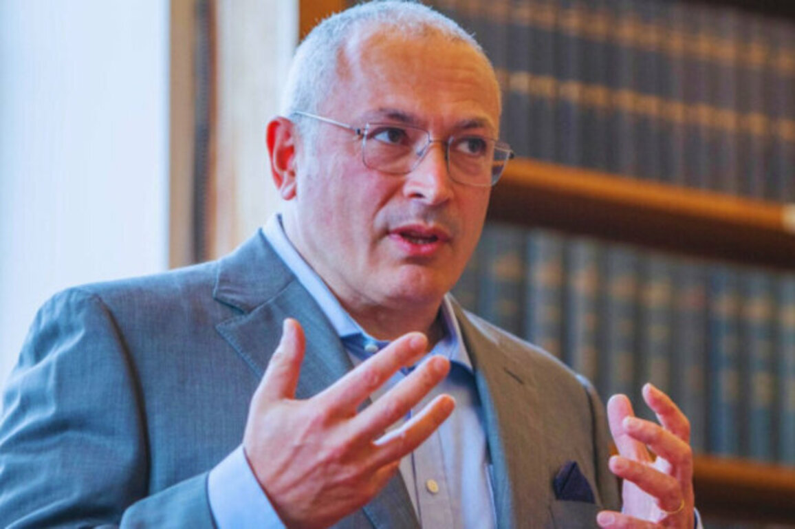 Khodorkovsky Warns: Occupied Ukraine a Burden Putin Cannot Sustain