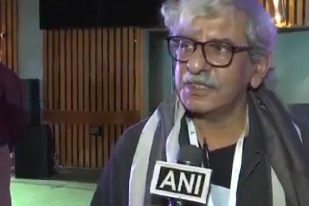 "Hope students get inspired to find stories from their region": "Sriram Raghavan on role of masterclasses at International Film Festival of J-K