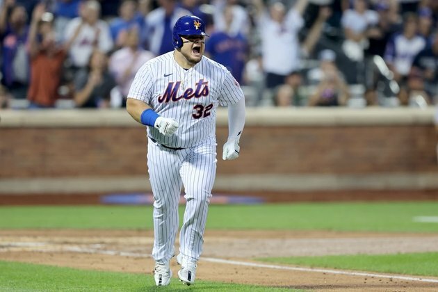 New Mets OF Tyler Naquin homers twice in win over Braves