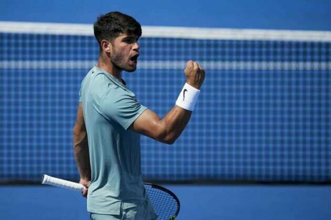 Carlos Alcaraz survives rough third set to reach Cincinnati Open semis