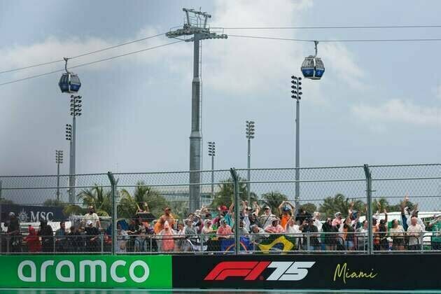 Oscar Piastri wins 4th race of season, taking Miami Grand Prix