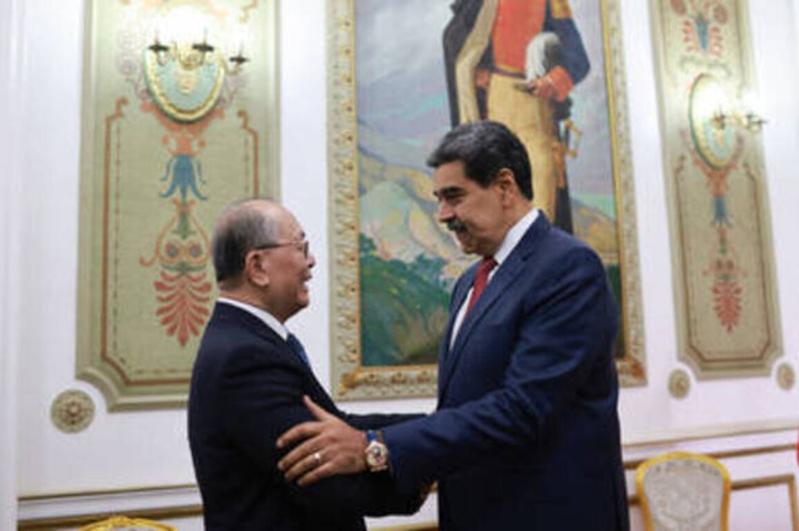 China's special envoy meets Maduro (VIDEO)