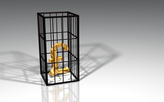 Investors take group action against RL360 over collapsed funds