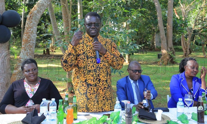 Civil servants told to retire early Civil servants told to retire early