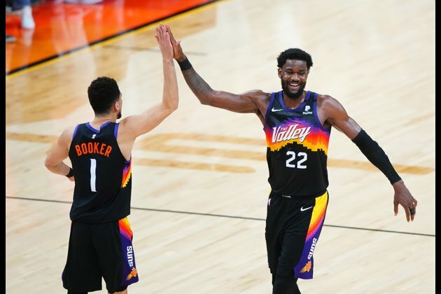 Suns take first shot at eliminating Lakers in Game 6