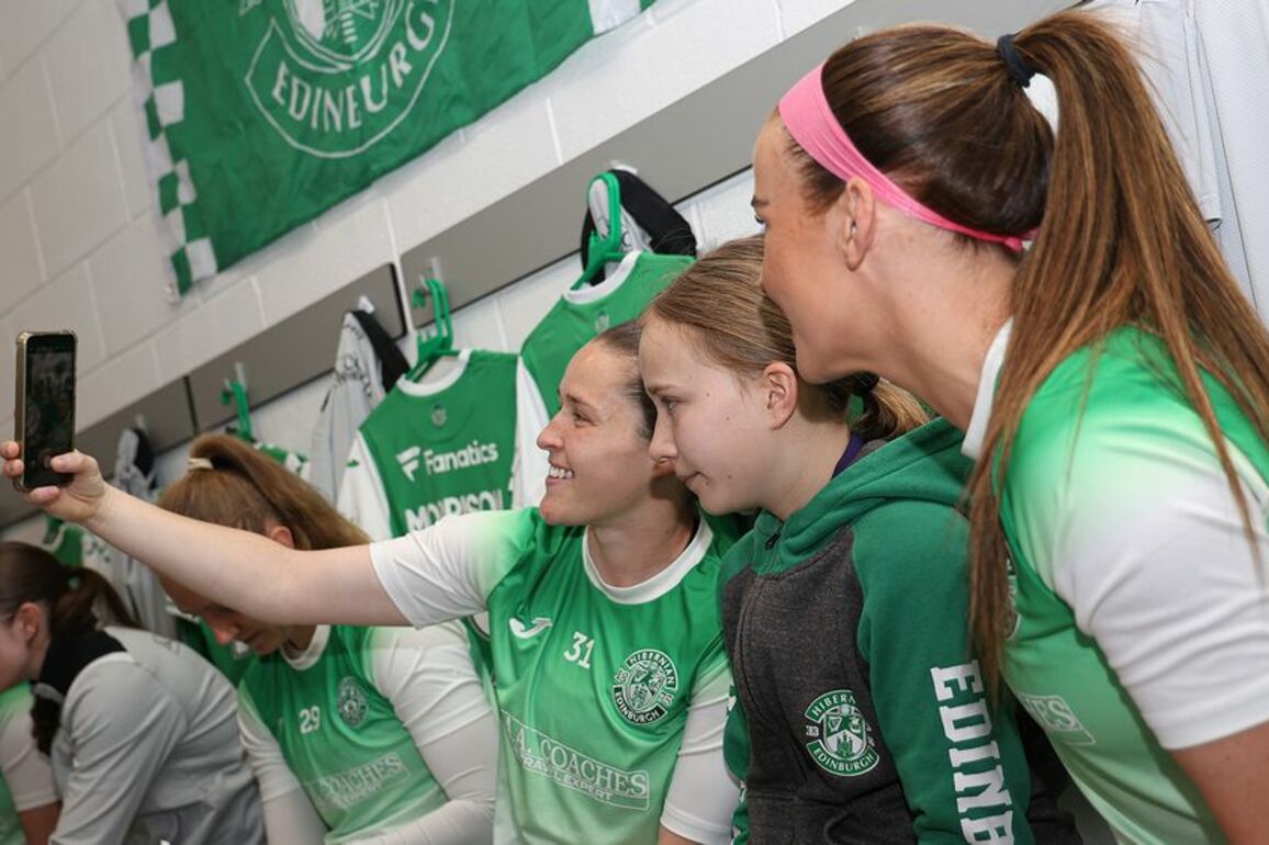 Hibernian FC - Captains Mascot Experience On Sale For Rangers (H)