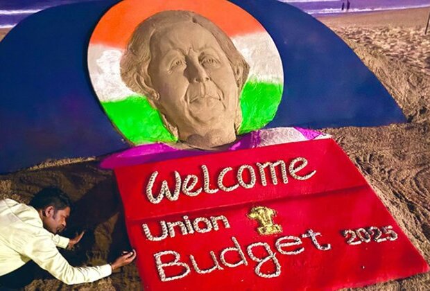 Odisha: Sand artist Sudarsan Pattnaik crafts sand sculpture on Union Budget 2025