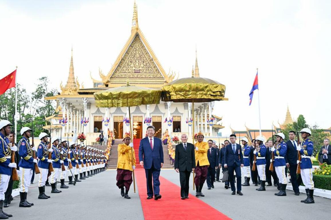 Xi says China, Cambodia set model for equality, mutual trust, win-win cooperation between countries of different sizes