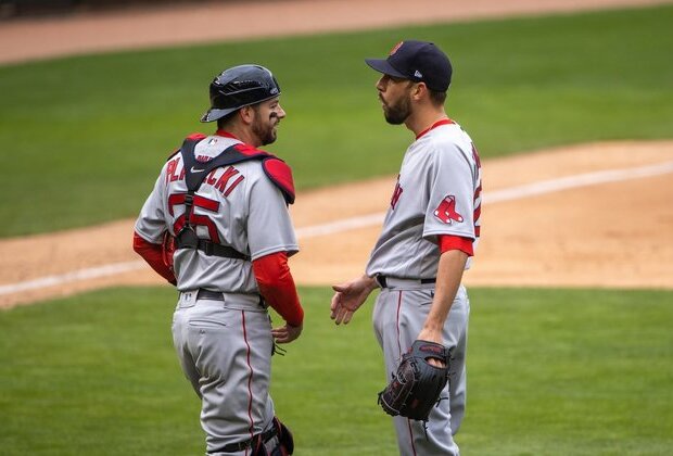 Red Sox sweep DH from Twins, win ninth straight