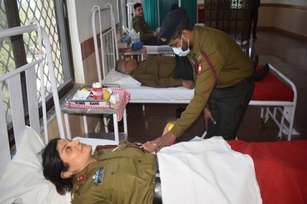 Soldiers, citizens donate blood to commemorate Army day 2023 in Hyderabad