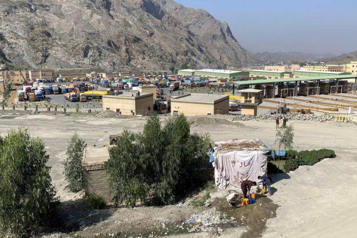 Ceasefire takes effect between Pakistan, Afghanistan