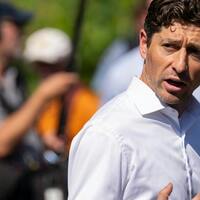 Cheers &amp; Jeers- Eloquence and anger after Minneapolis shootings