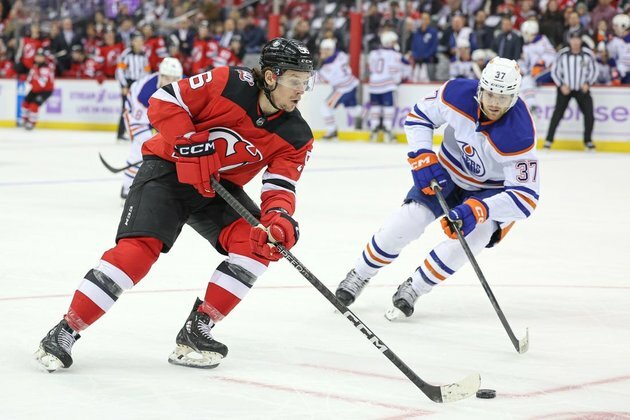 Devils beat Oilers for longest winning streak in franchise history