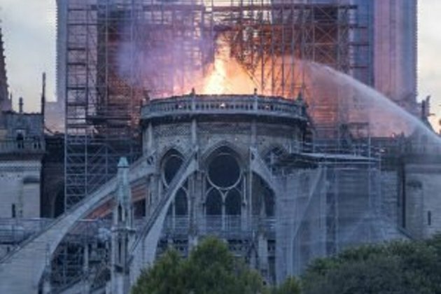 Luxury billionaires pledge $339m to restore Notre Dame