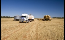  Grain growers need to ensure safety measures are put in place for grain trucks.