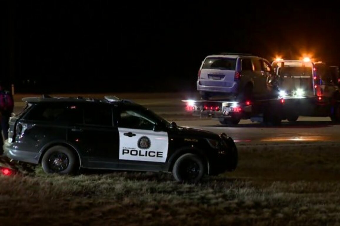 Calgary police officer hurt after cruiser rear-ended by alleged drunk driver on Stoney Trail