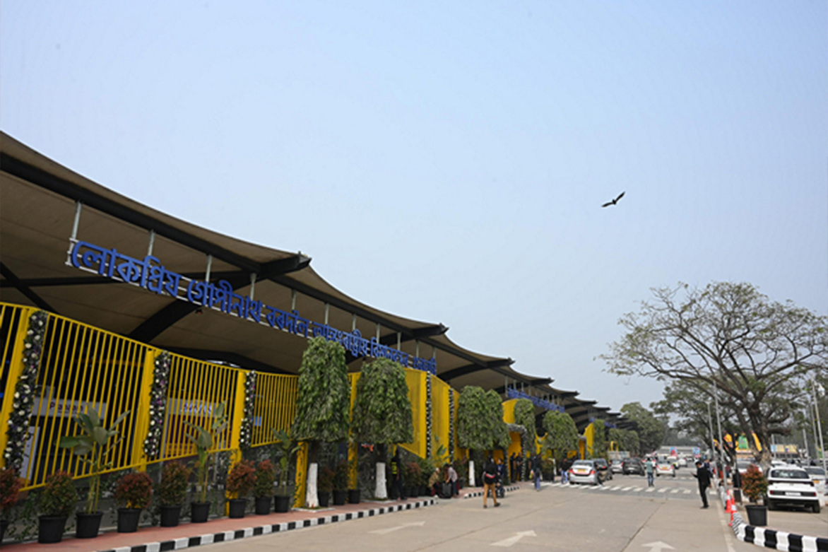 Guwahati's LGBI Airport returns foreign currency worth over Rs 10 lakh to passenger