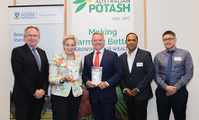 APC Chairman Mr Jim Walker, the Federal Shadow Minister for Agriculture Hon. Joel Fitzgibbon and WA Agriculture Minister Hon. Alannah MacTiernan, The UWA Institute of Agriculture, Hackett Professor of Agriculture Chair and Director, Prof Kadambot Siddique and WA No-Tillage Farmers Association Executive Officer Dr David Minkey. 