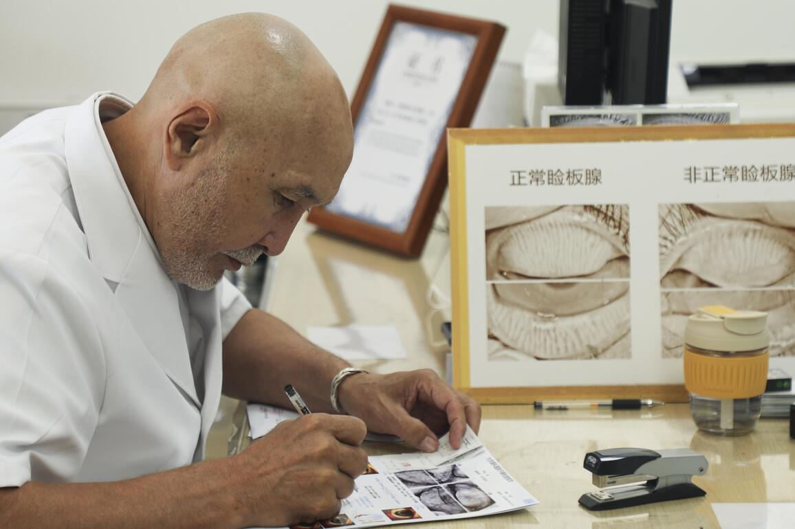 (SCO Tianjin Summit)"Laowai" in China | Kazakh ophthalmologist witnesses China-Kazakhstan lasting friendship in Daqing