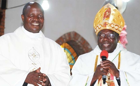 Abasumba Jjumba n’omugenzi Kaggwa (ku ddyo). Abasumba Jjumba n’omugenzi Kaggwa (ku ddyo).