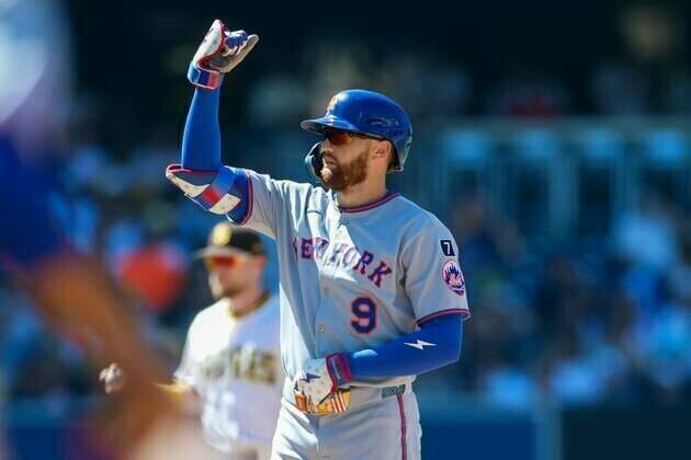 Rangers deal Marcus Semien to Mets for Brandon Nimmo