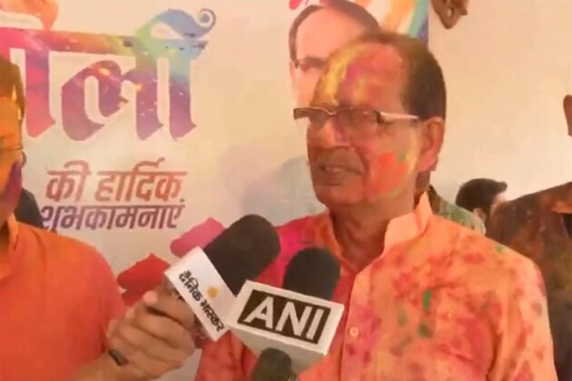 "Everyone should get drenched in colours of joy, not in stench of gunpowder": Shivraj Singh Chouhan