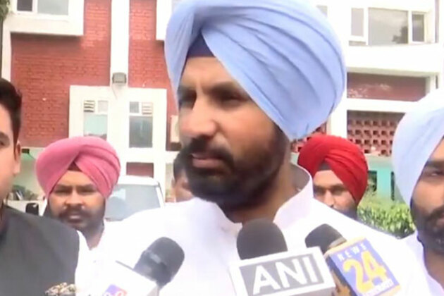 Illicit Liquor Case: Punjab Congress chief offers condolences, demands time-bound action against guilty