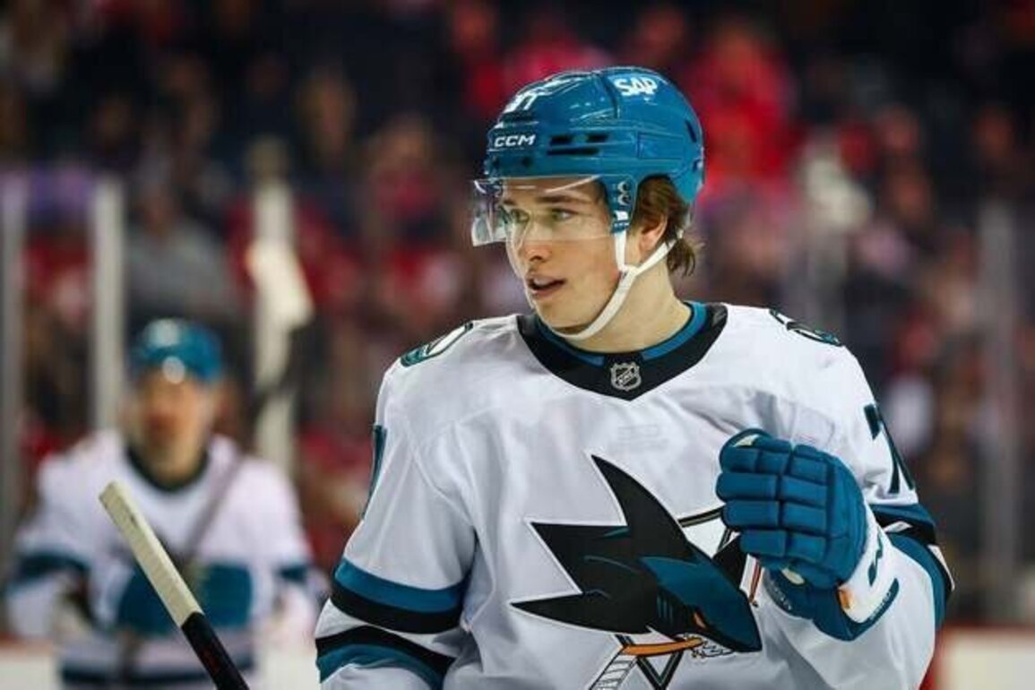 Sharks seek reset vs. Blackhawks after late collapses