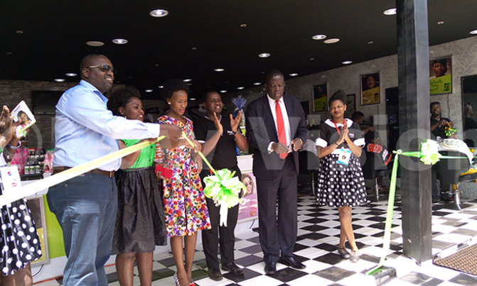 Cosmetics manufacturers urged to seek regional markets Cosmetics manufacturers urged to seek regional markets