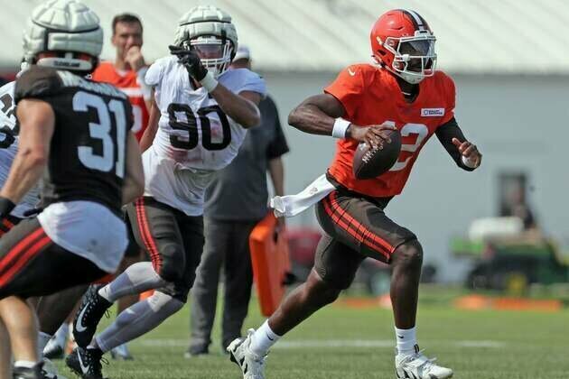 QB4 Shedeur Sanders doesn't want Deion at Browns camp