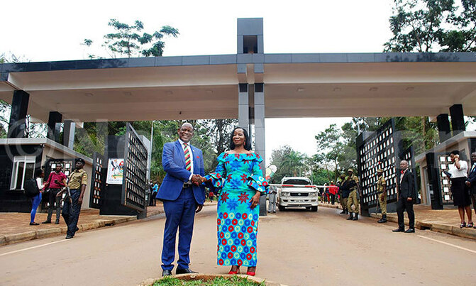 Musisi hands over sh6.9b Makerere project Musisi hands over sh6.9b Makerere project