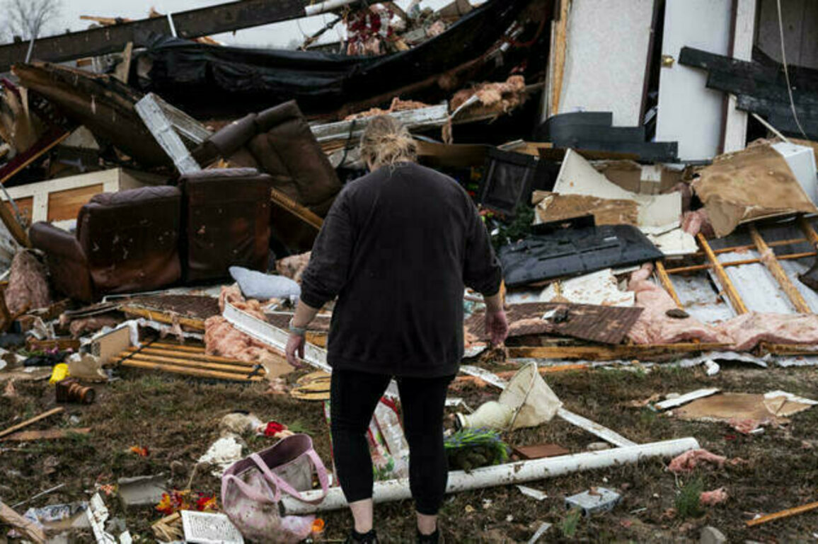 At least 33 dead as tornadoes tear through central and southern US