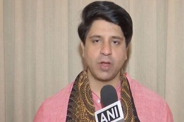 TMC using 'Triple D of Dhamkana-Darana, Drama and Diversion' to mask defeat: Shehzad Poonawalla