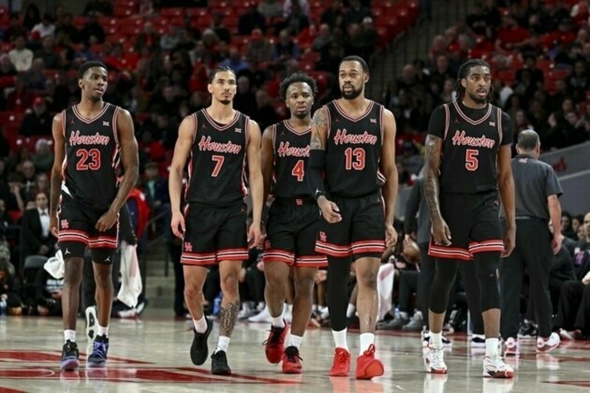 No. 5 Houston, No. 8 Iowa State clash in Big 12 battle