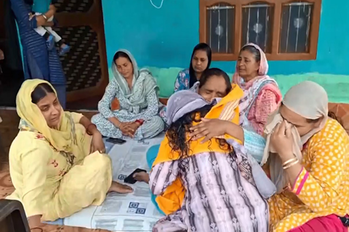 "Our community has suffered intense damage," say residents of Poonch border villages, 13 civilians killed in Pak shelling